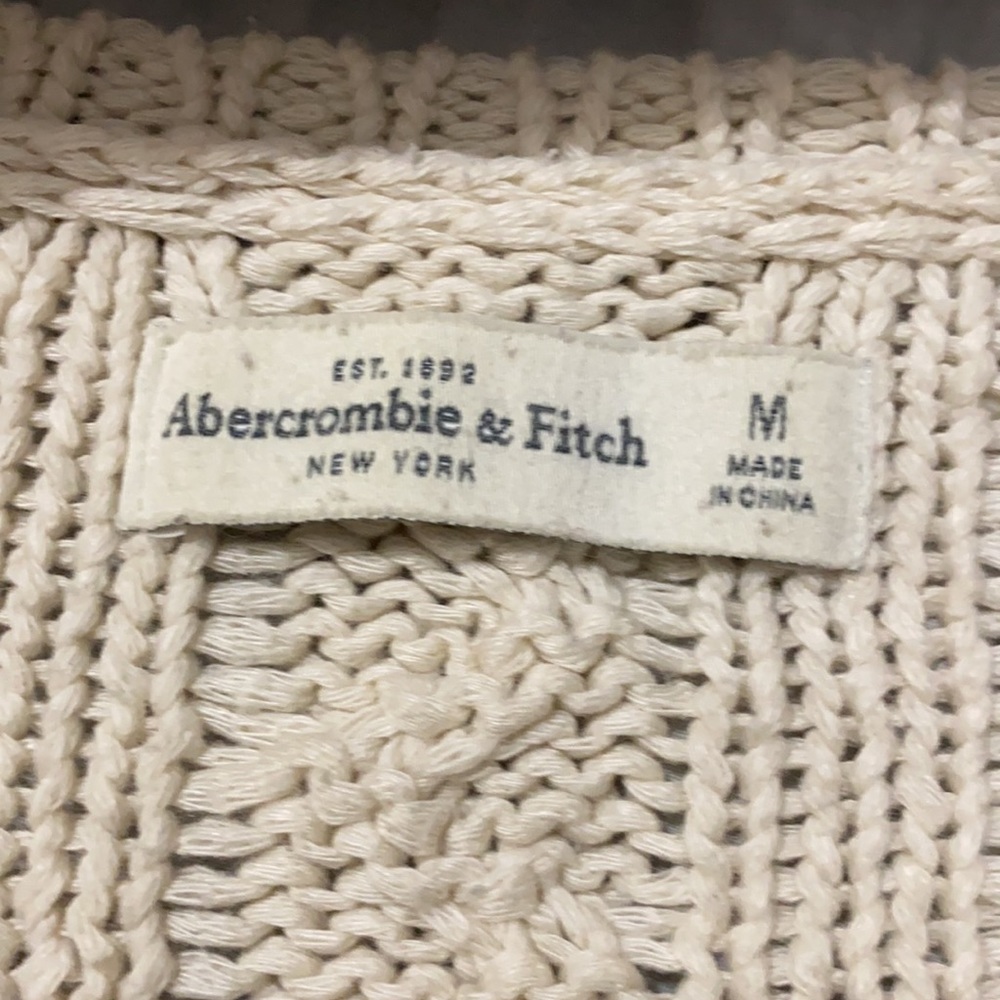 Cable knit Abercrombie sweater - Picture 2 of 5